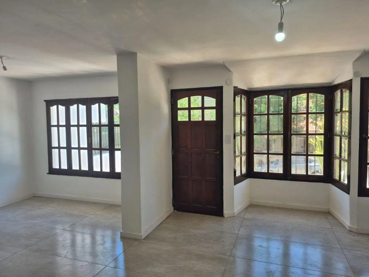 VENTA CASA 5 AMBIENTES ZONA NORTE 1