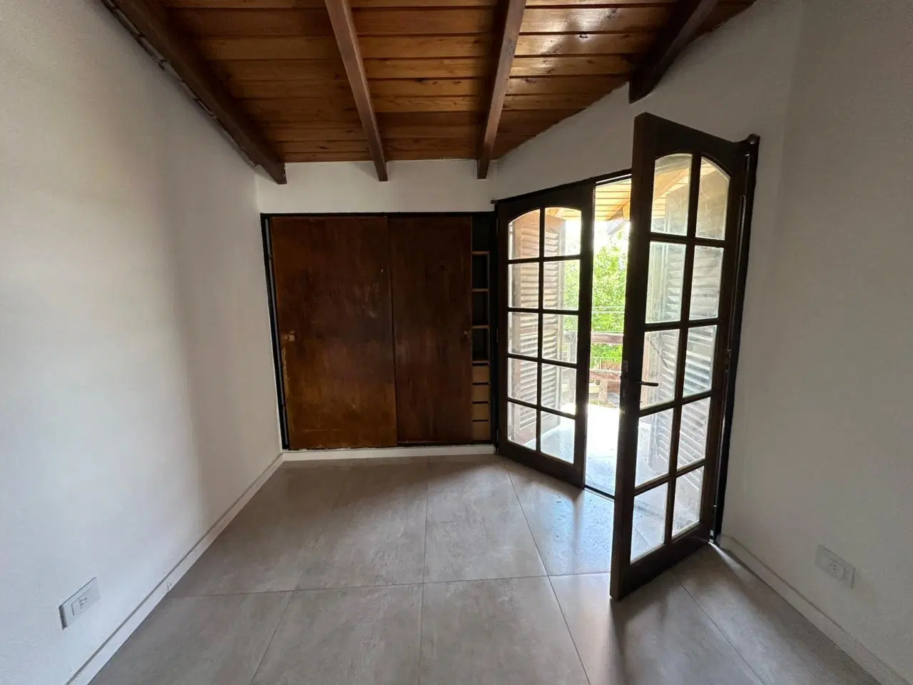 VENTA CASA 5 AMBIENTES ZONA NORTE 4