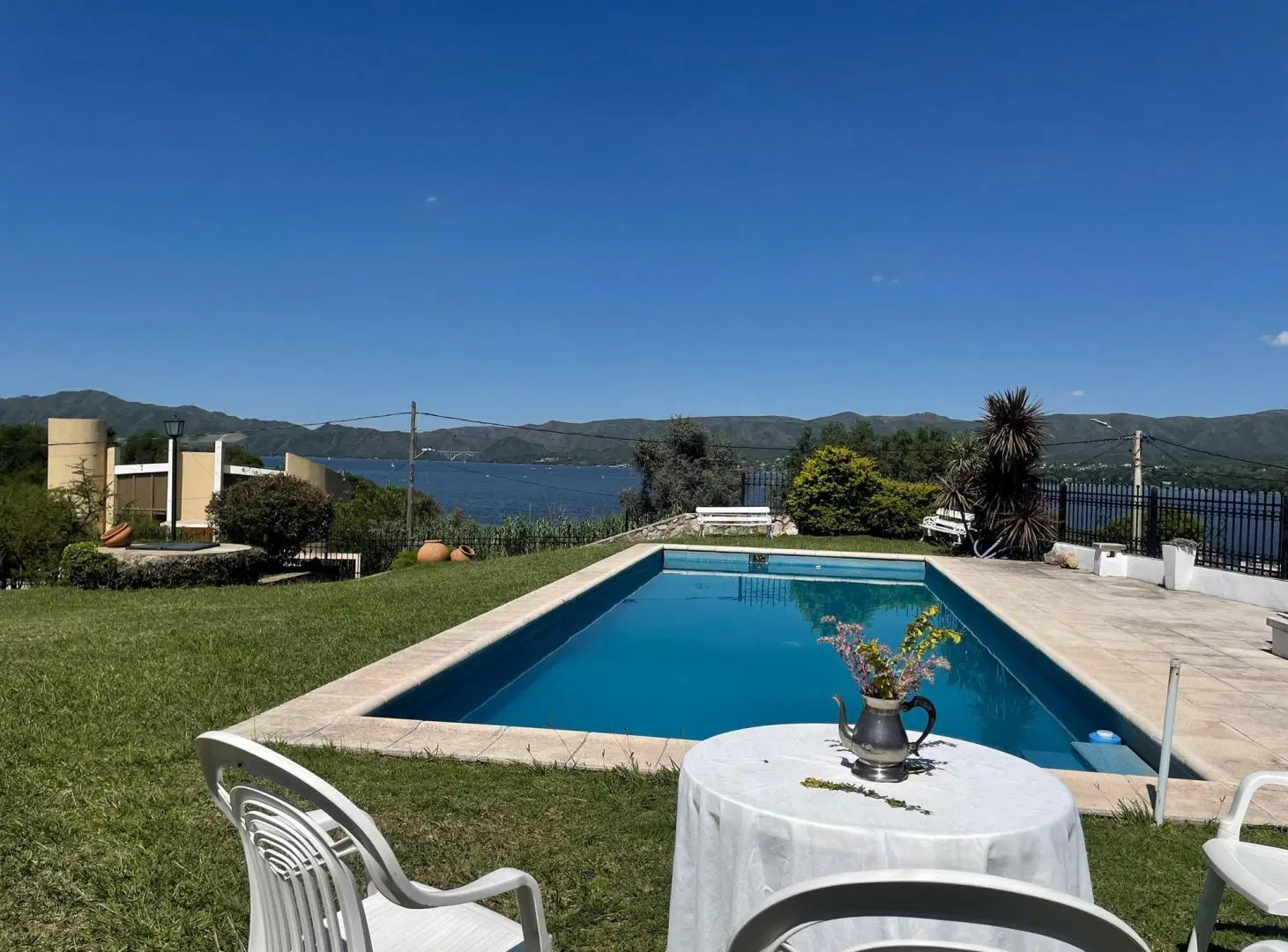 Venta Casa 5 Dormitorios Villa del Lago Carlos Paz 3
