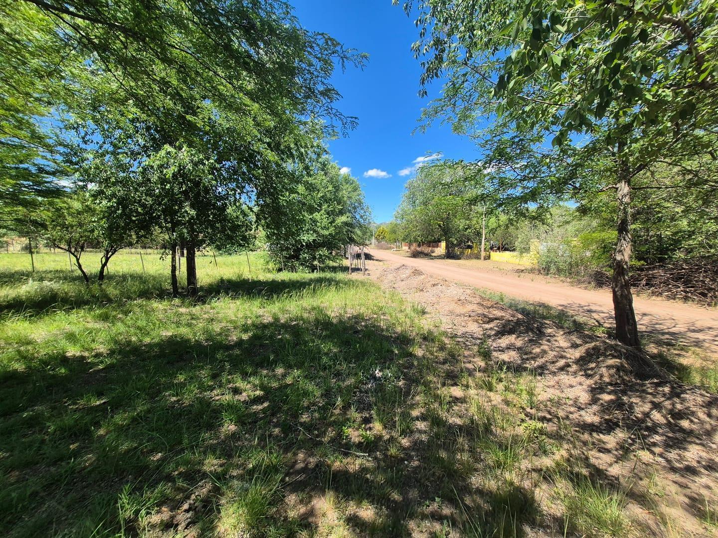 Foto de VENTA LOTE 800 M² CON ESCRITURA EN EL CONDADO – COSQUÍN, imagen 2