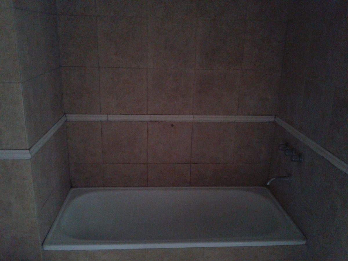 Foto de ALQUILER 58 N 1181 E 19 Y 20 UN DORMITORIO CON COCHERA $600.000, imagen 4
