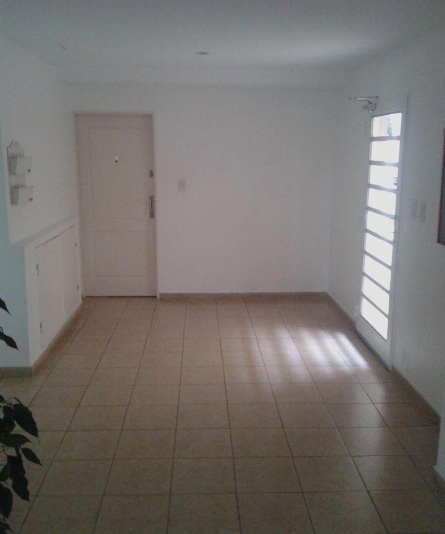Foto de ALQUILER 58 N 1181 E 19 Y 20 UN DORMITORIO CON COCHERA $600.000, imagen 3