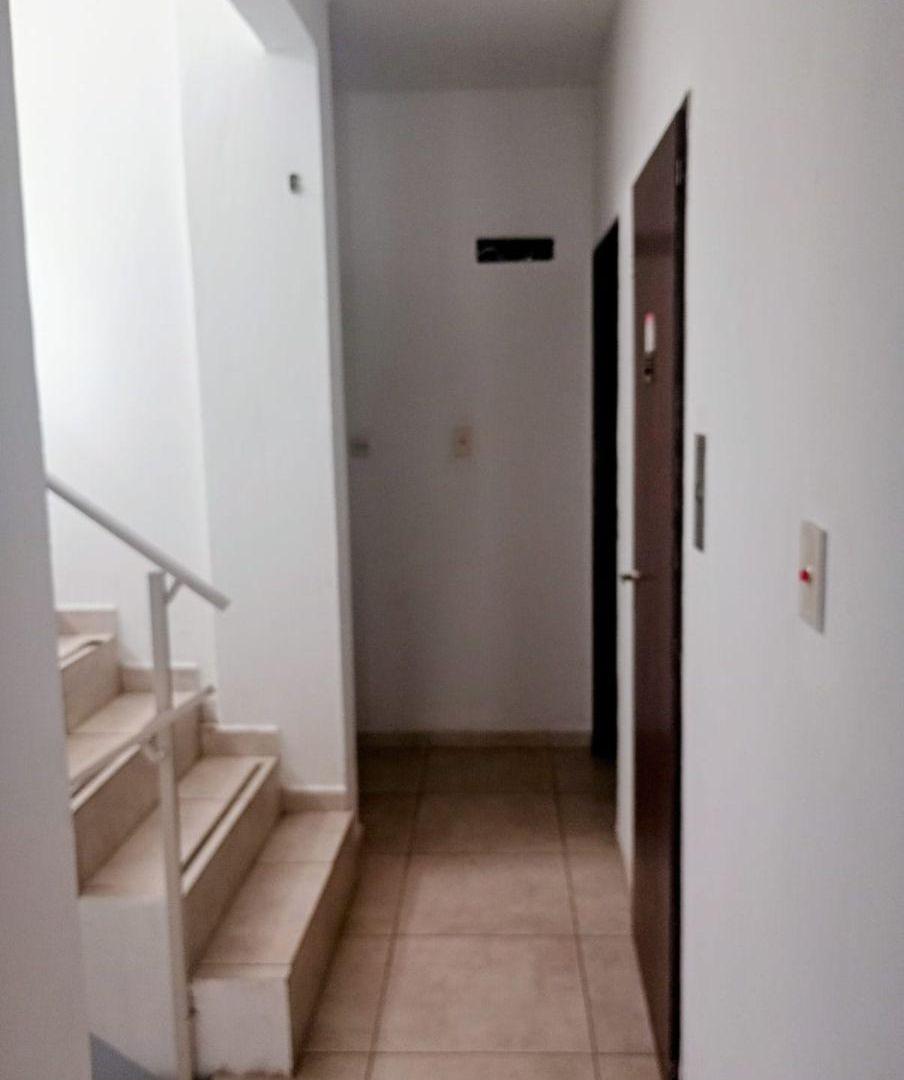 Foto de 55/1 Departamento de 30 m² en venta en La Plata, imagen 3