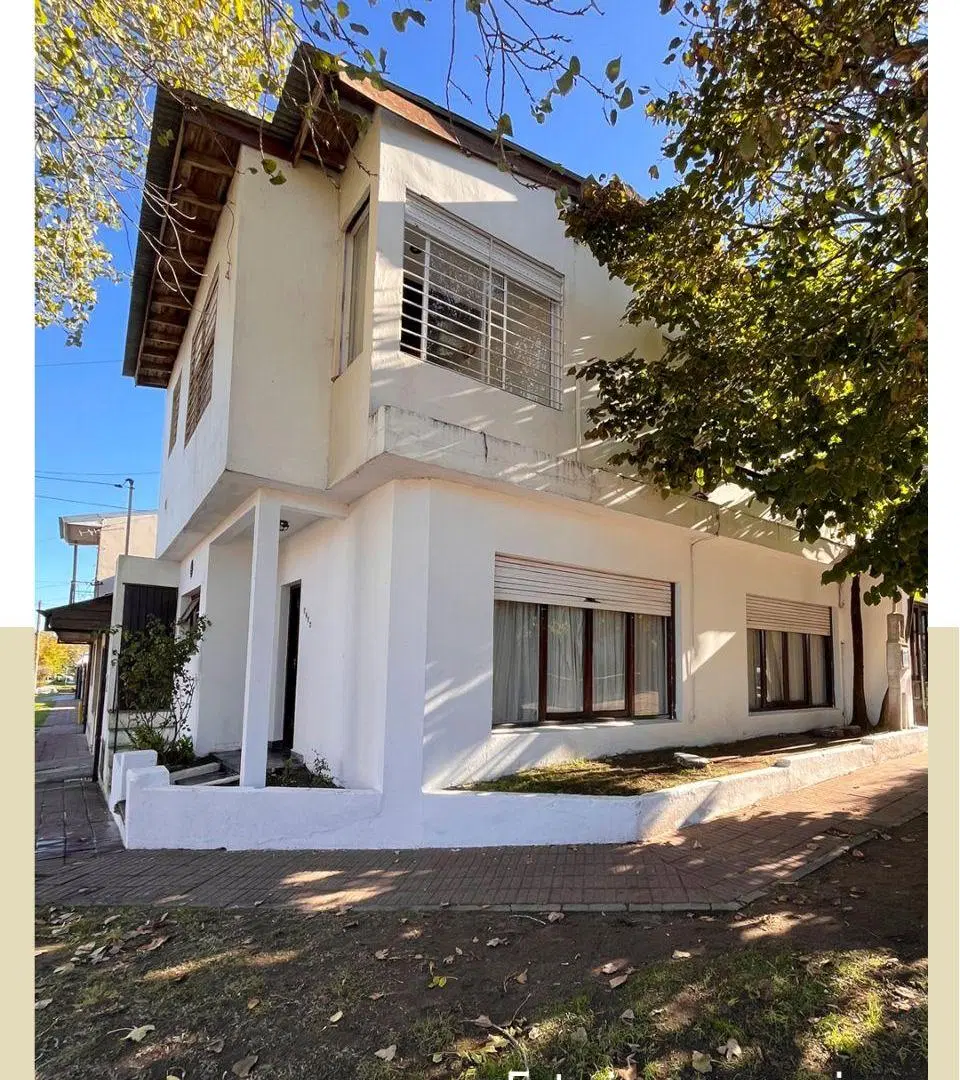 Casa tipo PH 2 ambientes en esquina – Oportunidad – U$S 50.000 3
