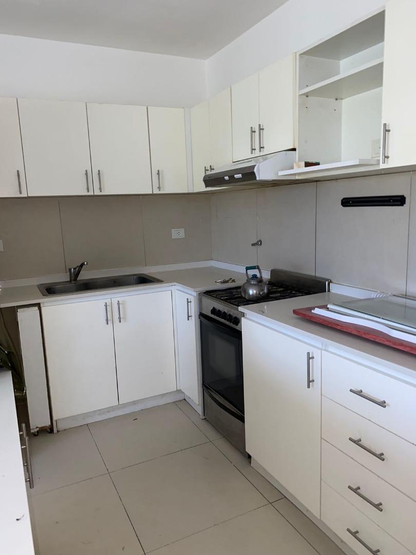 Foto de ALQUILER CASA DUPLEX-( SIN MUEBLES) LAGOON, PILAR, imagen 2
