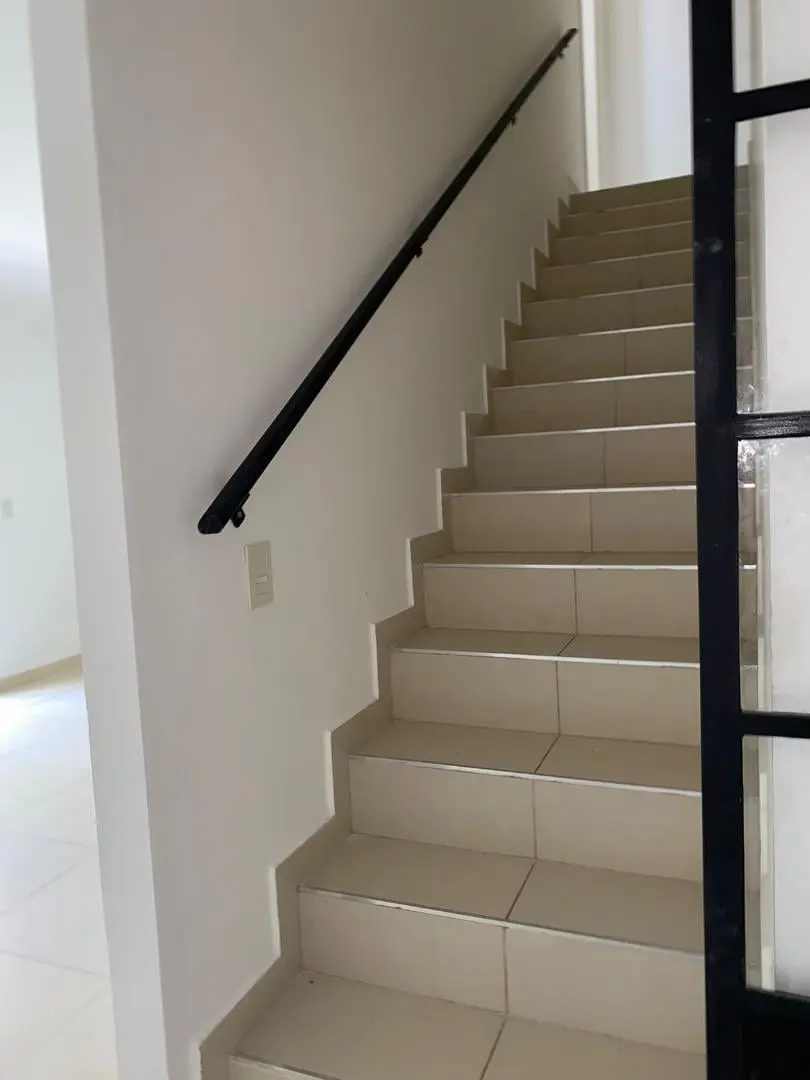ALQUILER CASA DUPLEX-( SIN MUEBLES) LAGOON, PILAR 3