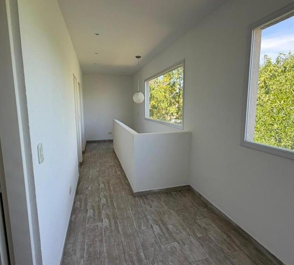 Foto de Casa 4 ambientes en venta, Los Robles, imagen 5