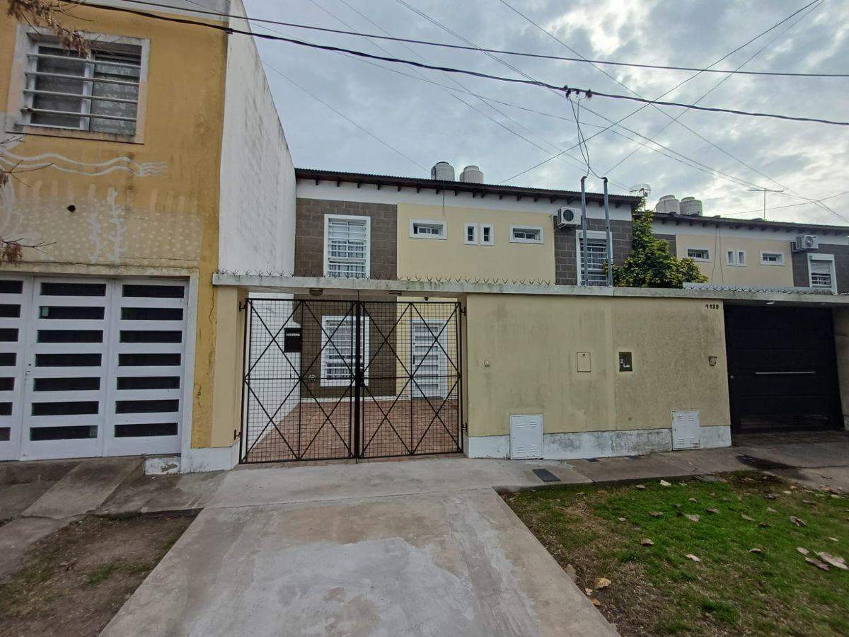 Duplex con jardin y parrila en Altos de San Lorenzo
