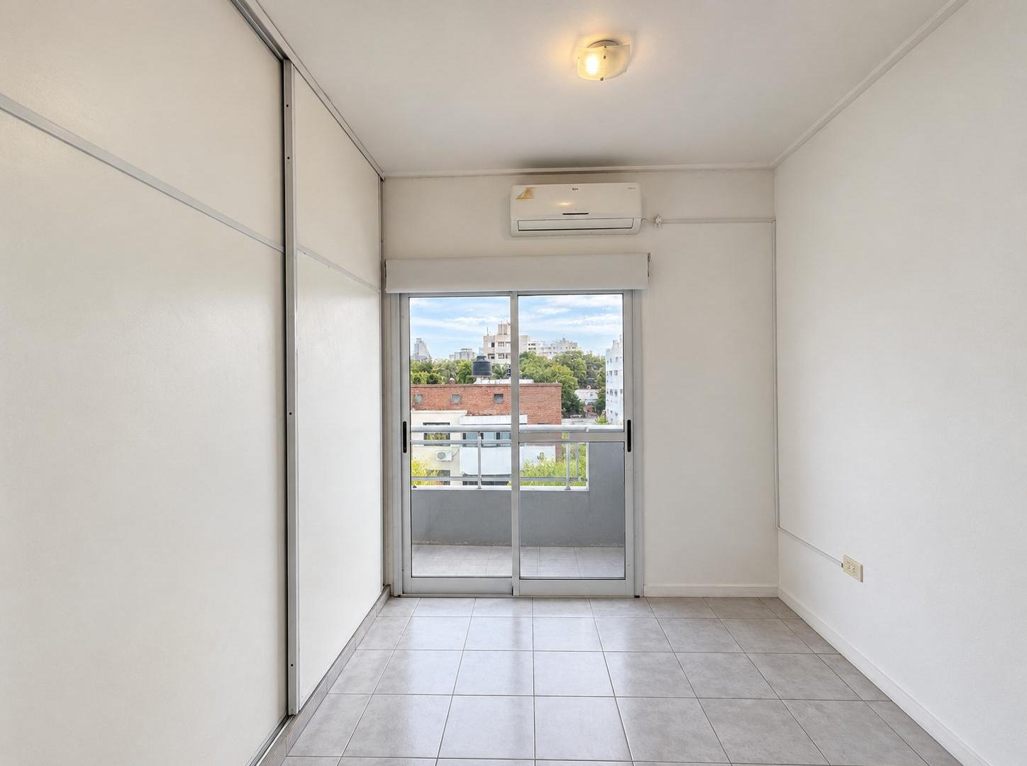 Foto de Monoambiente con balcón al frente, imagen 5