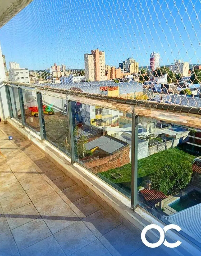 Depto 3 dorm. con cochera en B° La Rosada 4