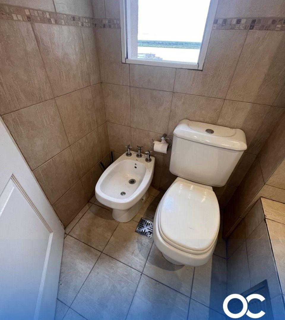 Foto de Depto de 2 dormitorios y 2 baños con pileta - Frente a Camba Cuá, imagen 1