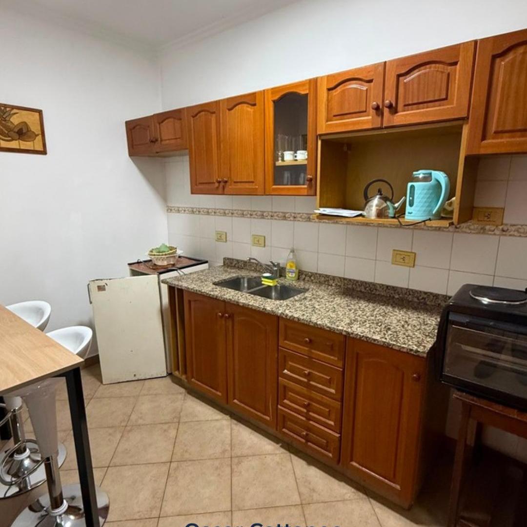 Foto de Departamento de 2 dormitorios y 2 baños con balcón y patio, imagen 5