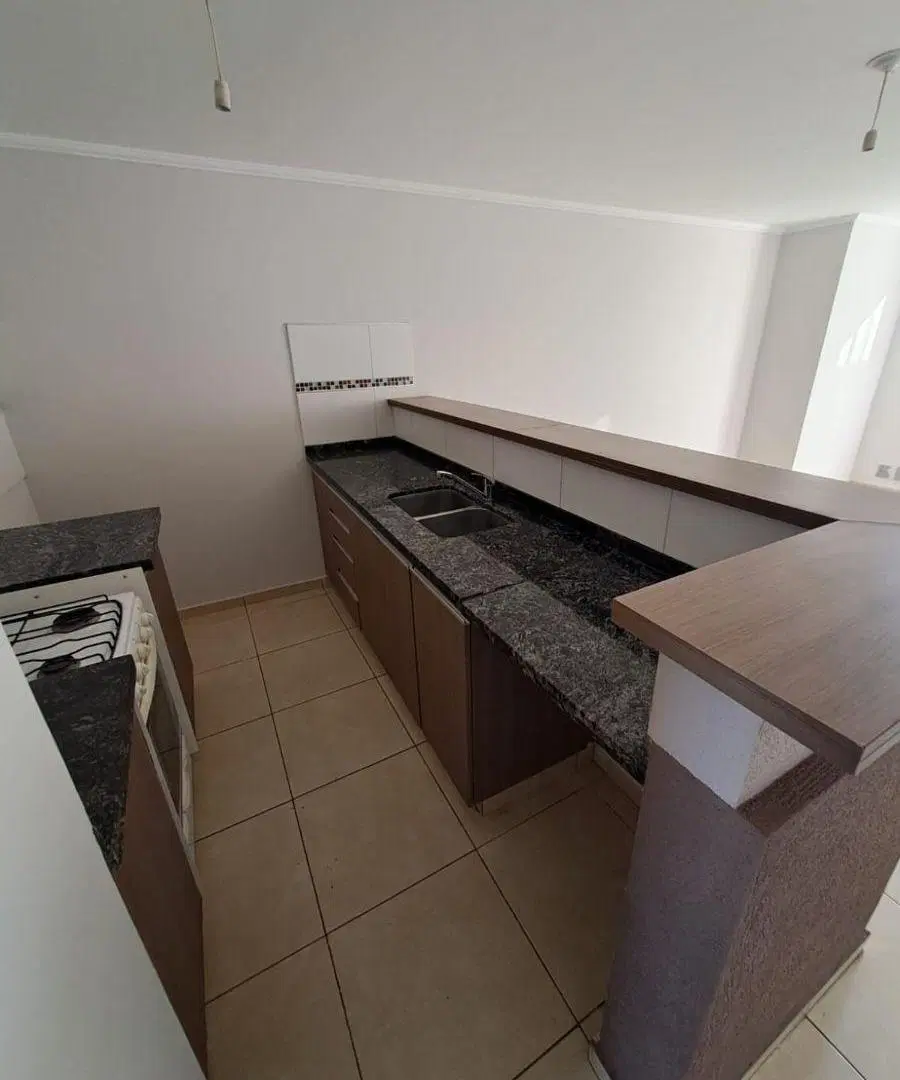 Departamento de 40 m² con 1 dormitorio en alquiler en Alberdi 3