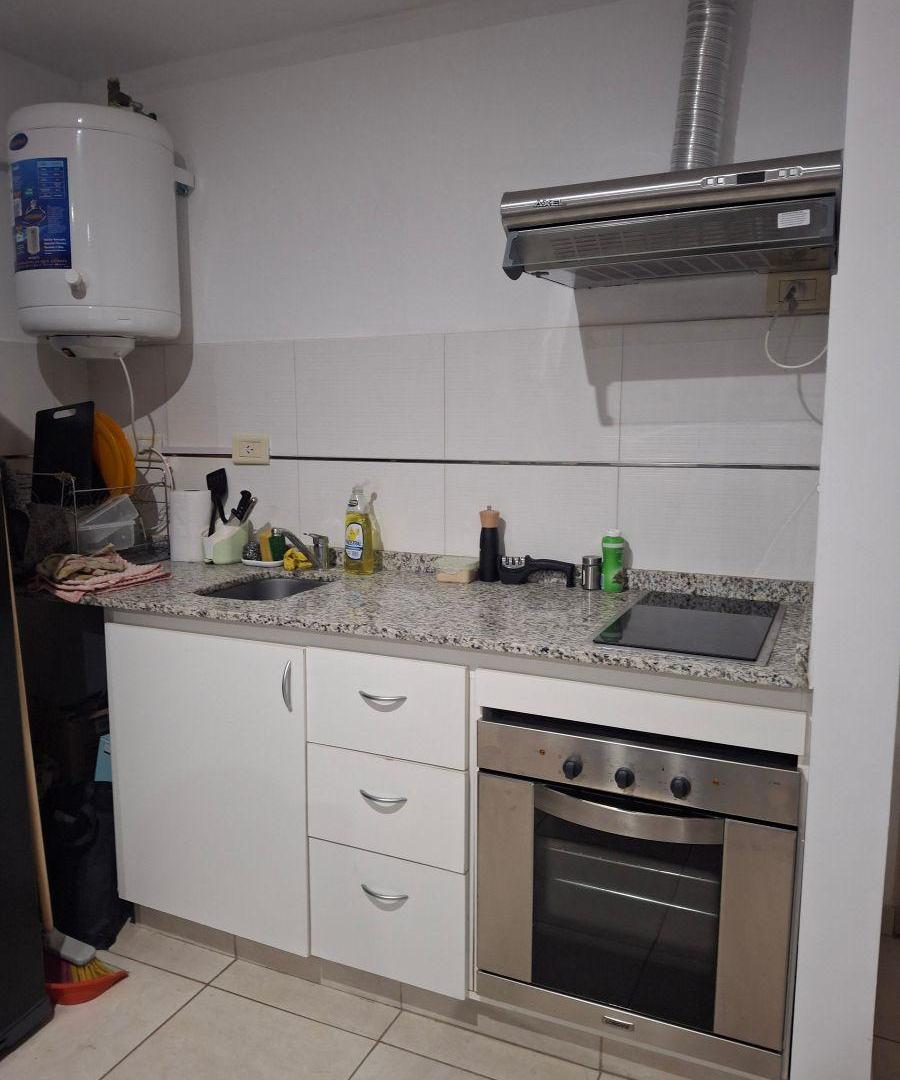 Foto de ALQUILO MUY LINDO MONOAMBIENTE, AL FRENTE, CON COCHERA., imagen 2