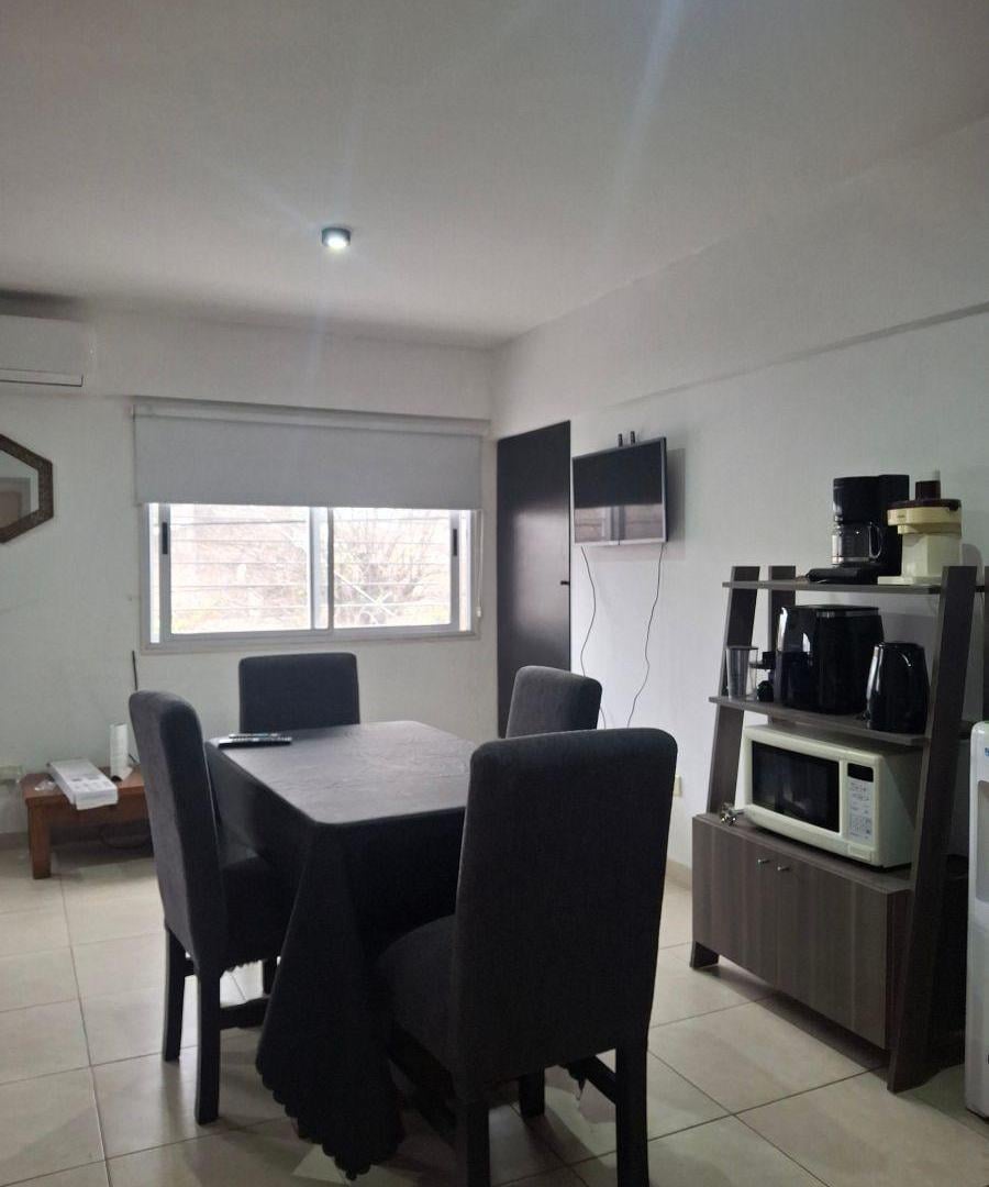 Foto de ALQUILO MUY LINDO MONOAMBIENTE, AL FRENTE, CON COCHERA., imagen 5