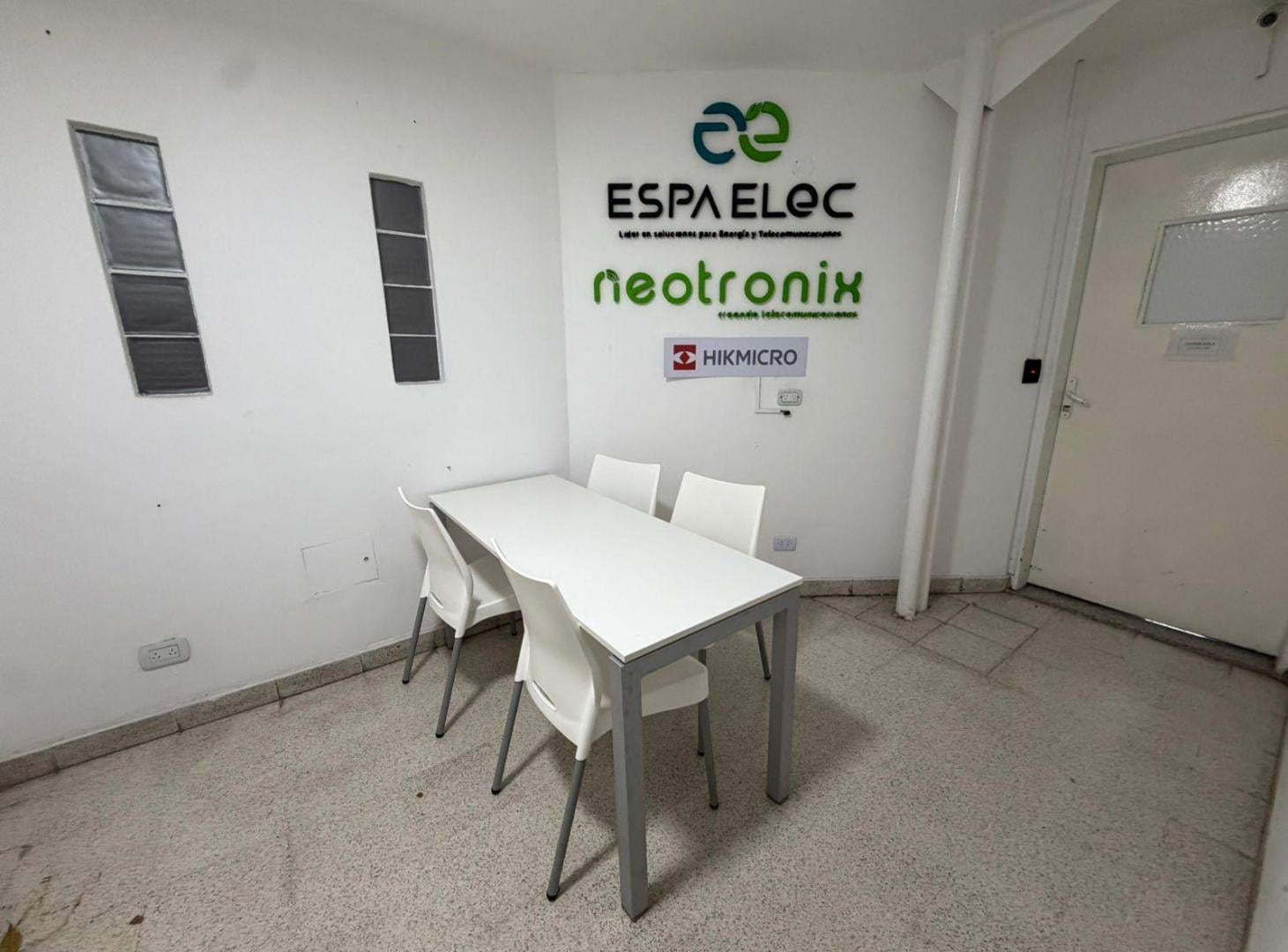 Foto de Depósito con oficinas, imagen 1