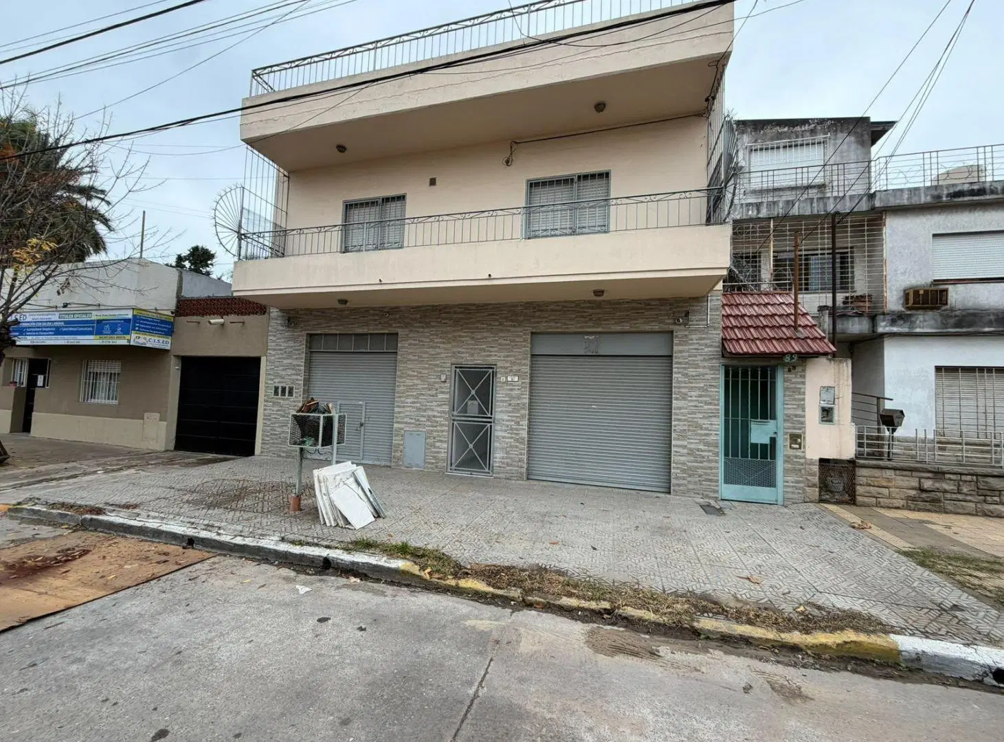 ALQUILER LOCAL COMERCIAL EN LA MATANZA 3