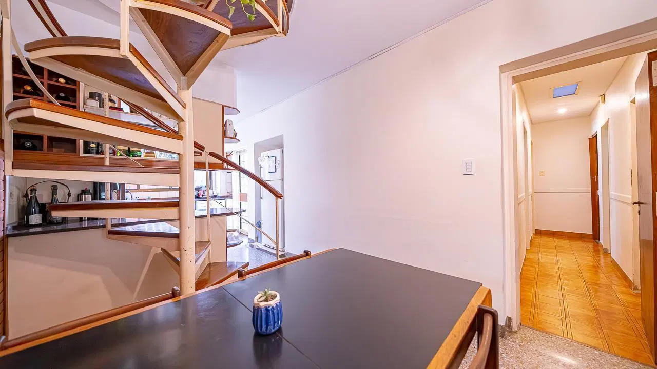 VENTA CASA 5 AMBIENTES PARQUE EN CIUDAD JARDIN APTO CREDITO 2