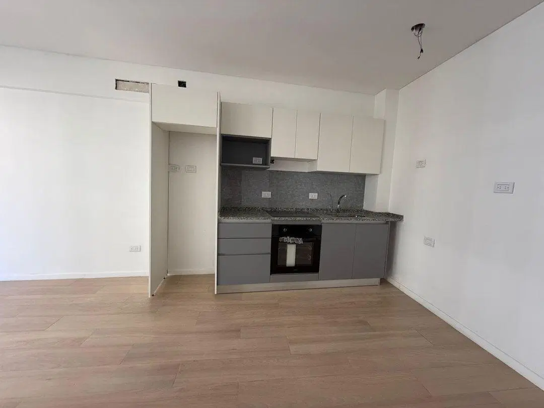 VENTA MONOAMBIENTE CON PATIO RECOLETA A ESTRENAR 3