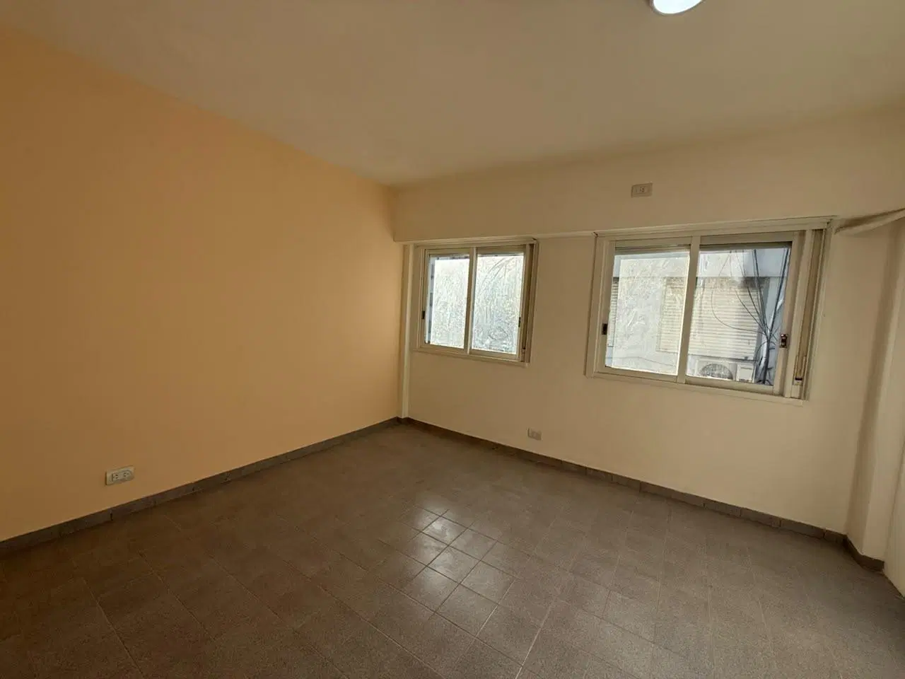 VENTA DEPARTAMENTO 2 AMBIENTES MONSERRAT APTO CREDITO 4