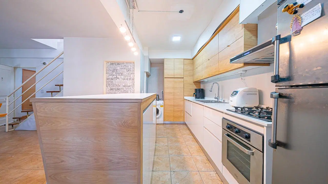 VENTA PH 3 AMBIENTES PATIO Y BALCON EN FLORES APTO CREDITO 4