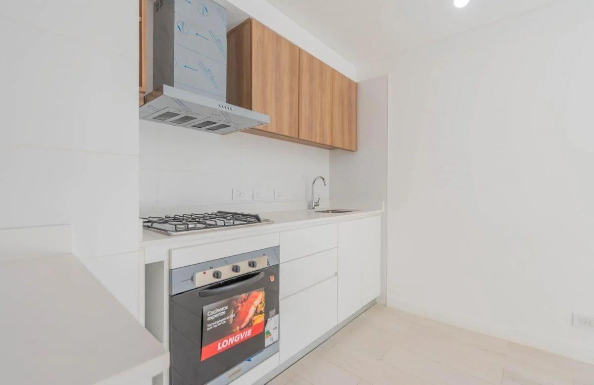 Foto de VENTA DEPARTAMENTO 2 AMBIENTES CON BALCON SAAVEDRA, imagen 4