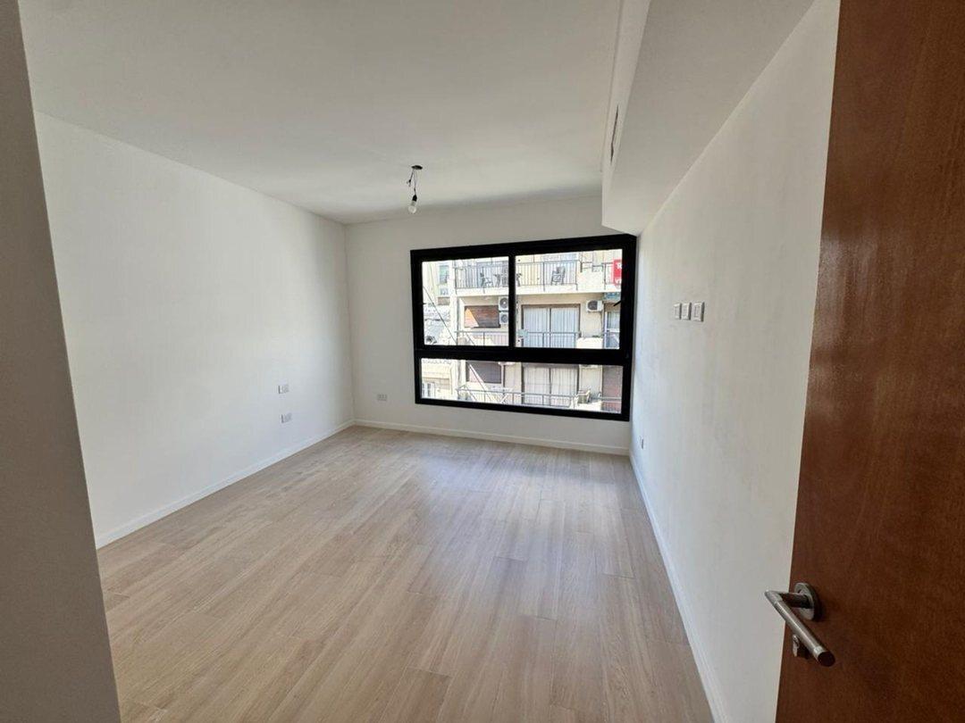 Foto de VENTA DEPARTAMENTO DOS AMBIENTES C/ BALCON EN RECOLETA, imagen 4