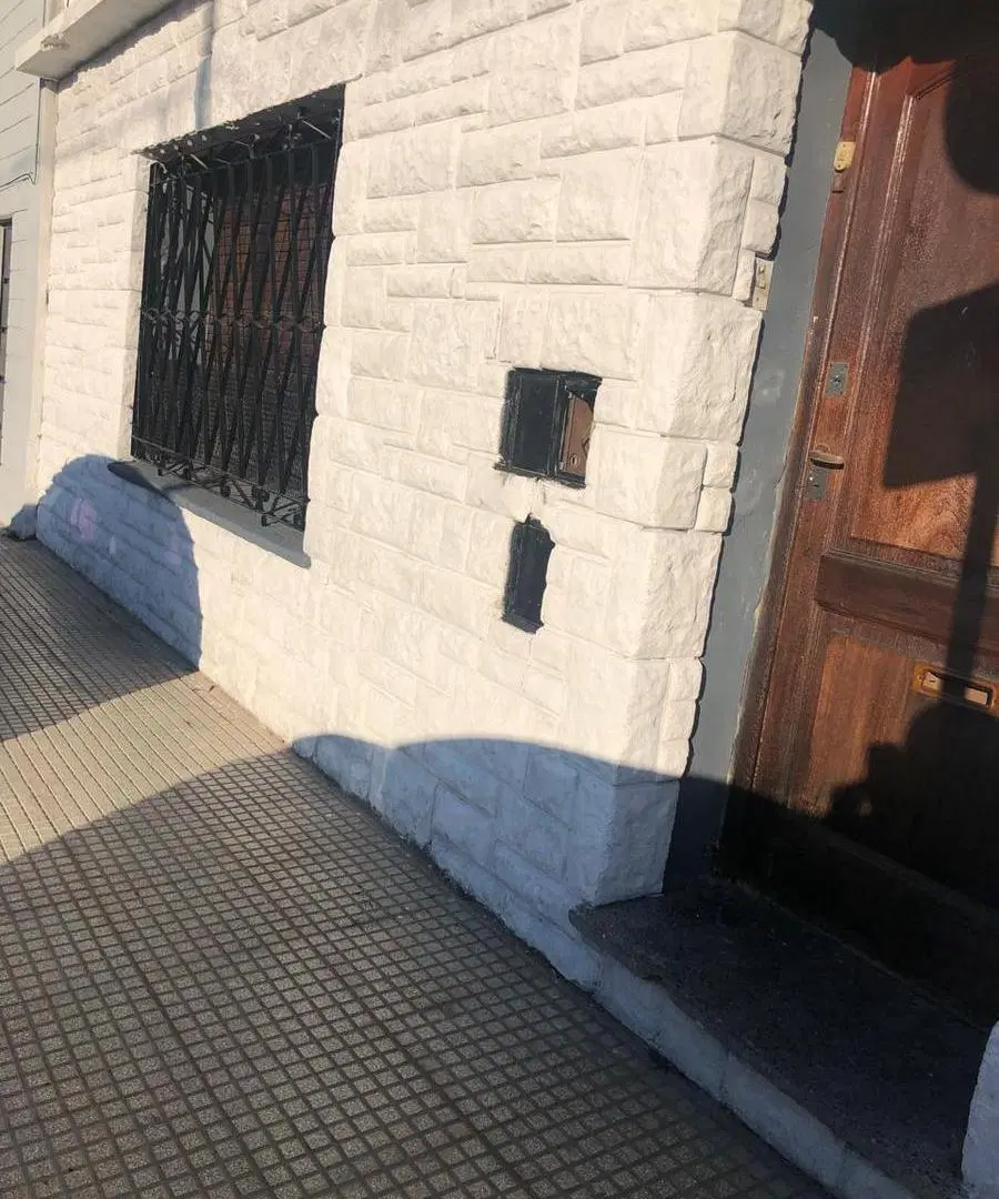 VENTA CASA A REFACCIONAR EN BARRACAS ANTICIPO + CUOTAS 4