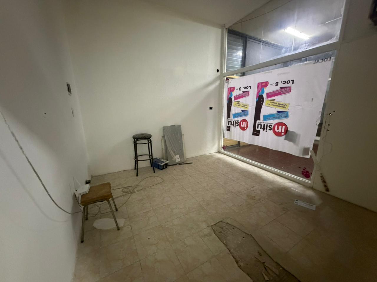 Foto de ALQUILER LOCAL EN GALERIA EN RECOLETA OPORTUNIDAD, imagen 3
