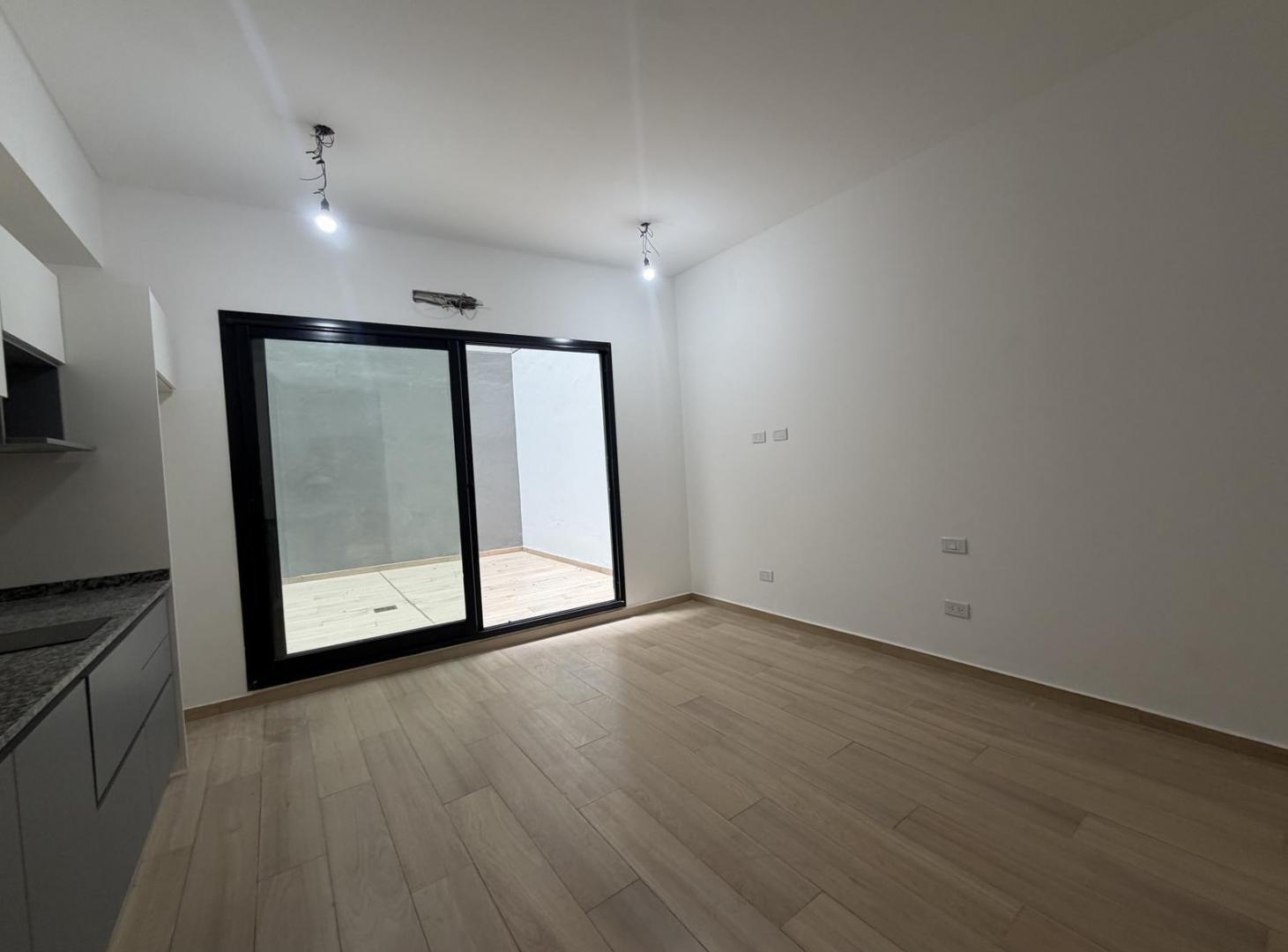 Foto de VENTA MONOAMBIENTE CON PATIO RECOLETA A ESTRENAR, imagen 3