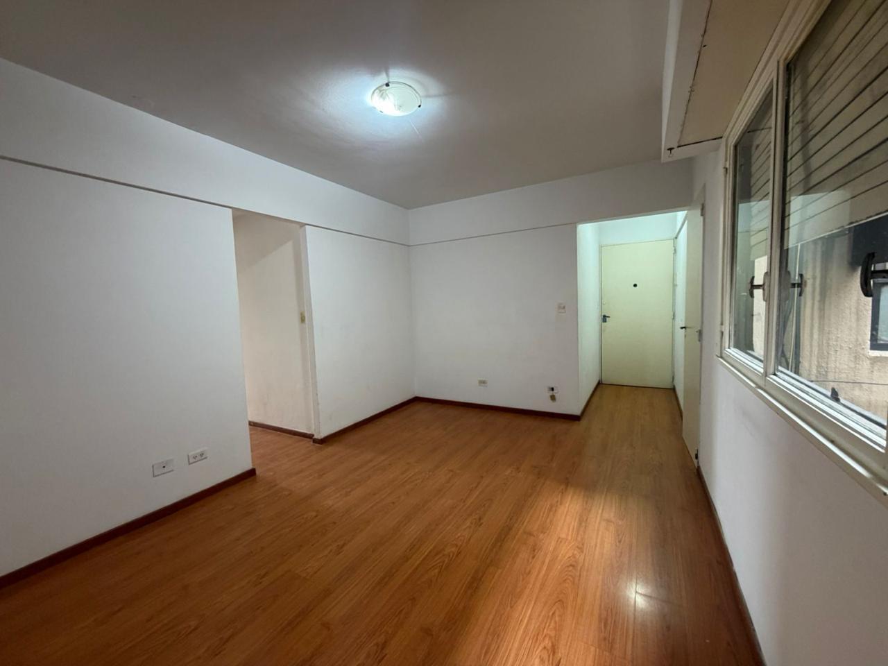 Foto de ALQUILER DEPARTAMENTO 3 AMBIENTES CON BALCON Y TERRAZA SAN NICOLAS, imagen 4