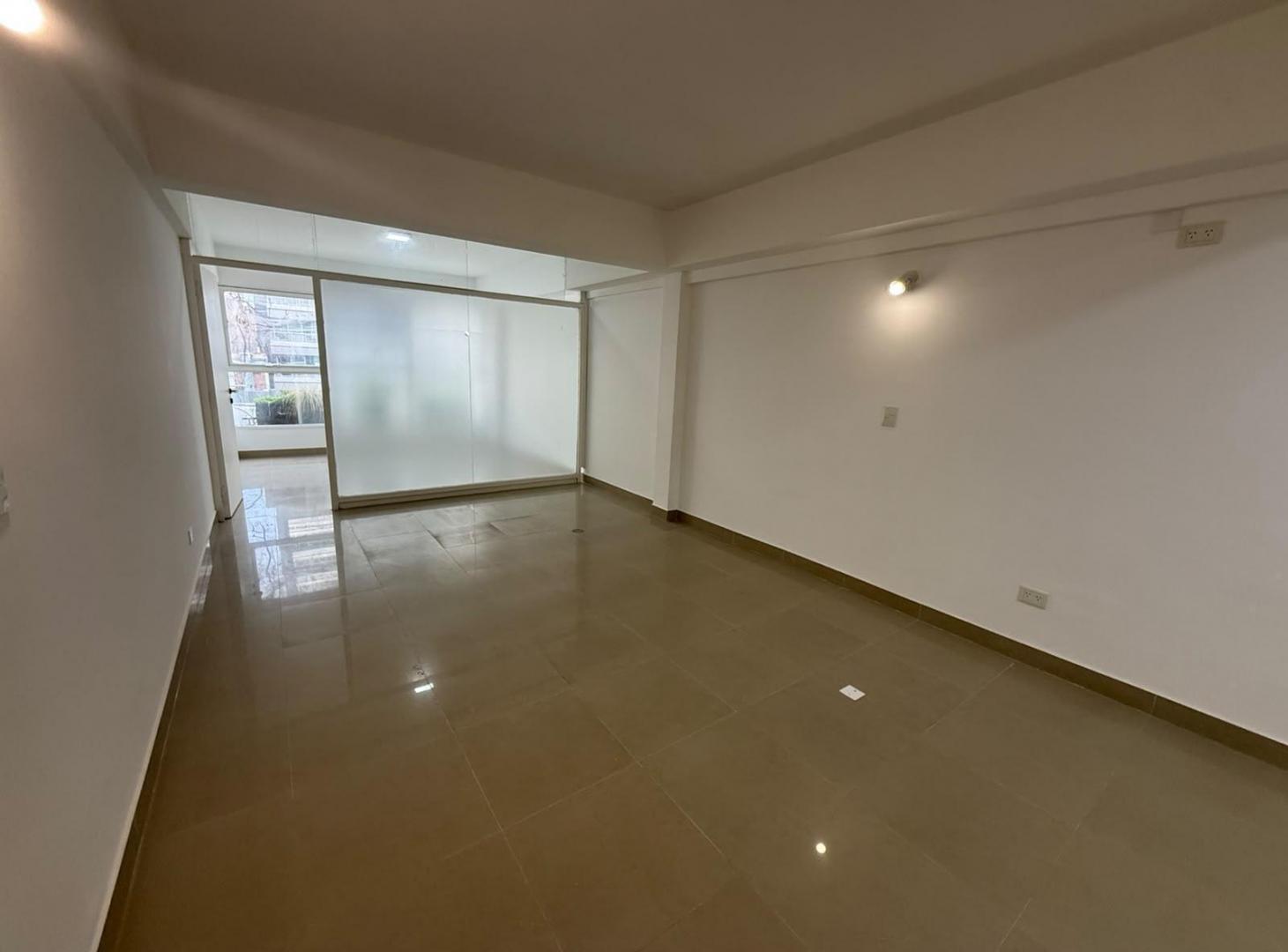 Foto de VENTA OFICINA O CONSULTORIO MONOAMBIENTE COCHERA BELGRANO, imagen 1