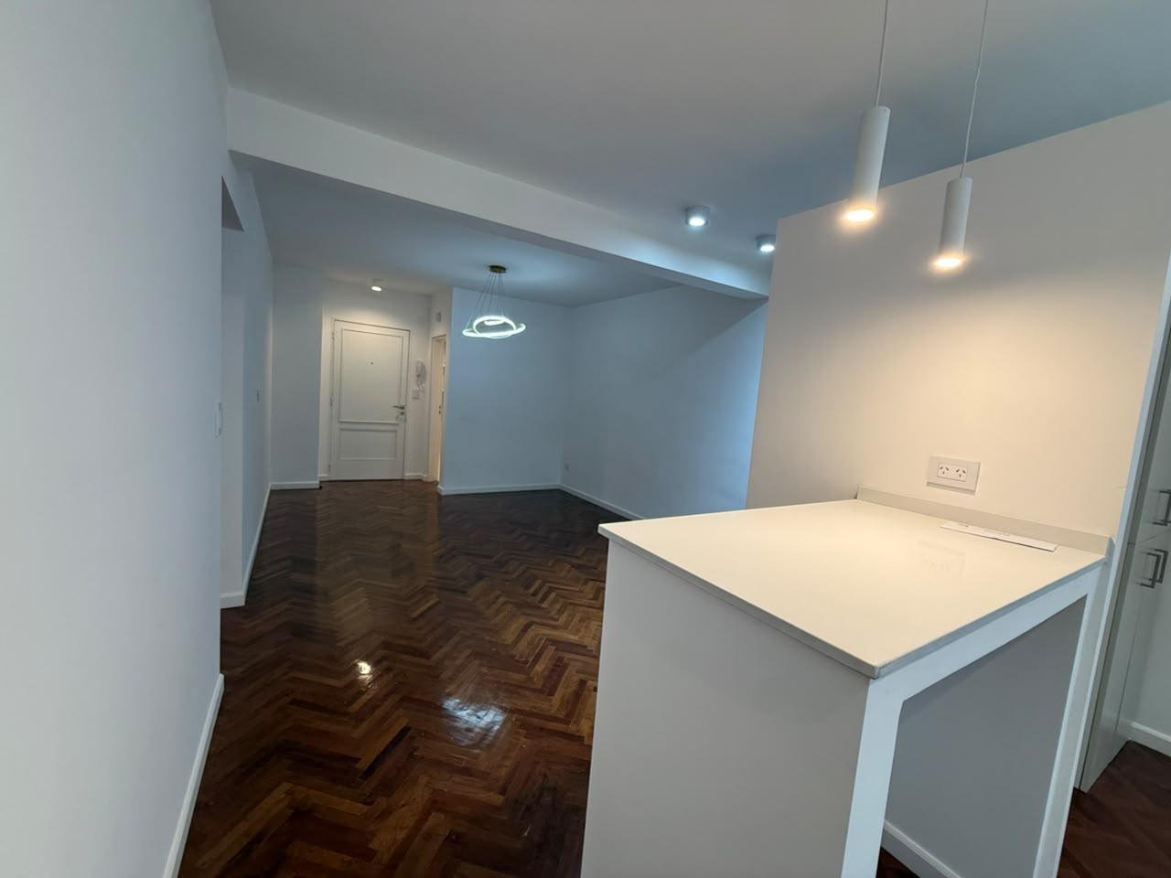 Foto de ALQUILER DEPARTAMENTO 3 AMBIENTES RECOLETA CON COCHERA, imagen 2
