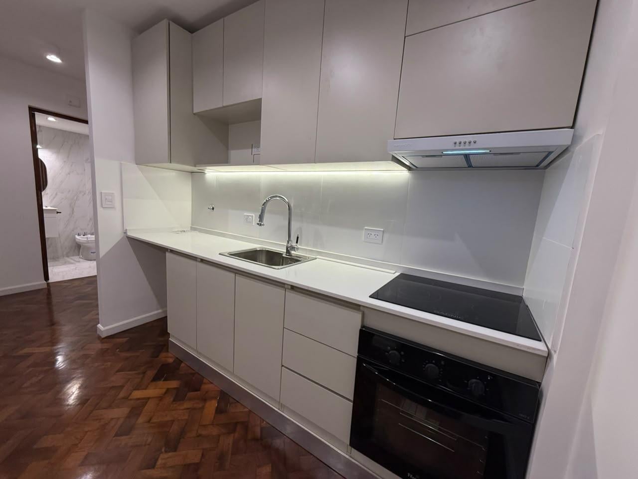 Foto de ALQUILER DEPARTAMENTO 3 AMBIENTES RECOLETA CON COCHERA, imagen 3