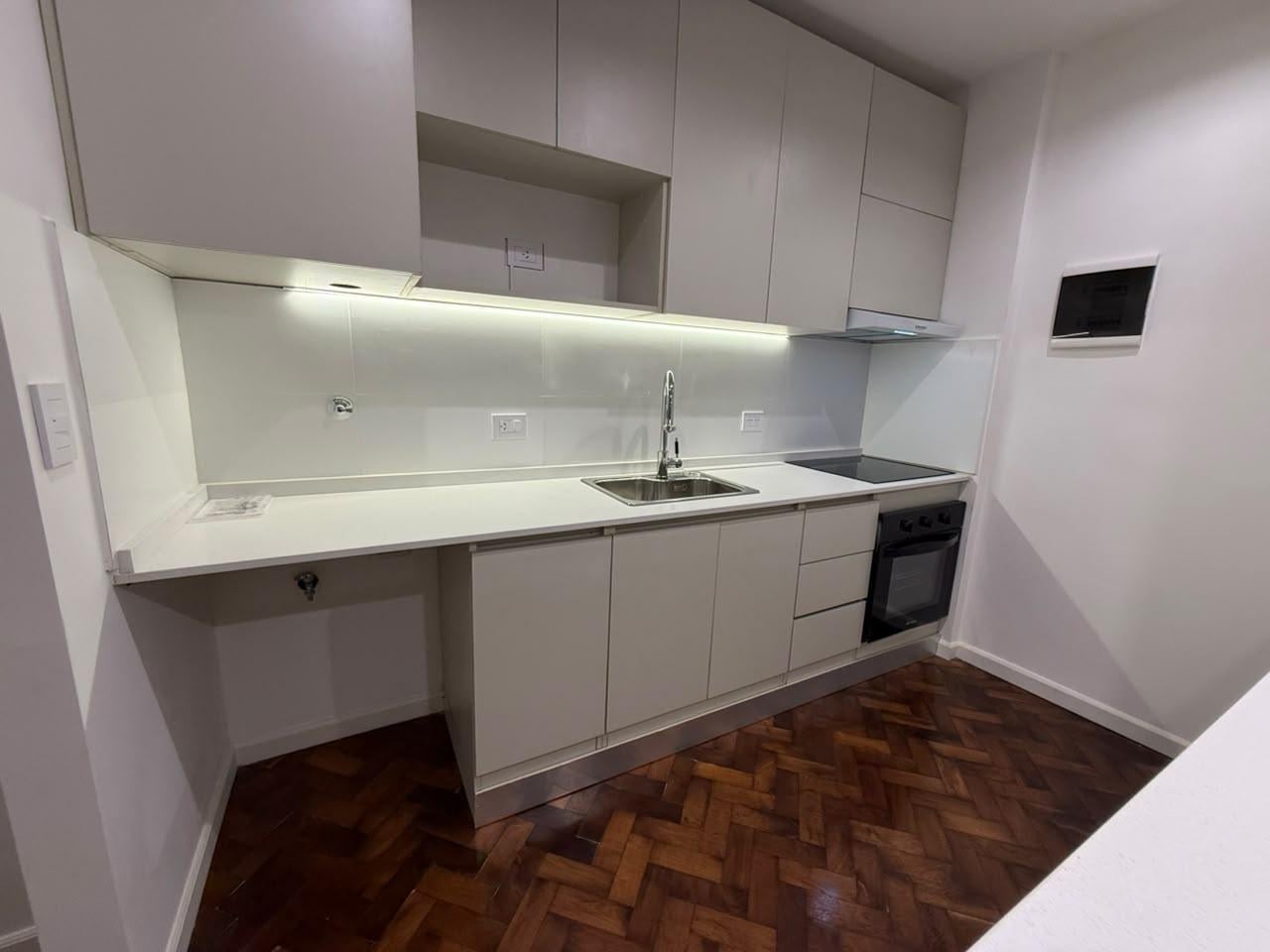 Foto de ALQUILER DEPARTAMENTO 3 AMBIENTES RECOLETA CON COCHERA, imagen 4