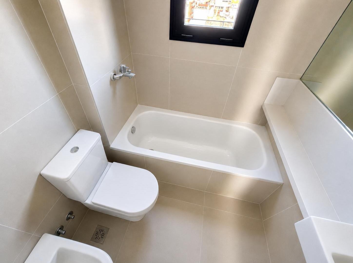 Foto de VENTA DEPARTAMENTO DOS AMBIENTES CON TERRAZA PRIVADA PISO ALTO EN, imagen 4