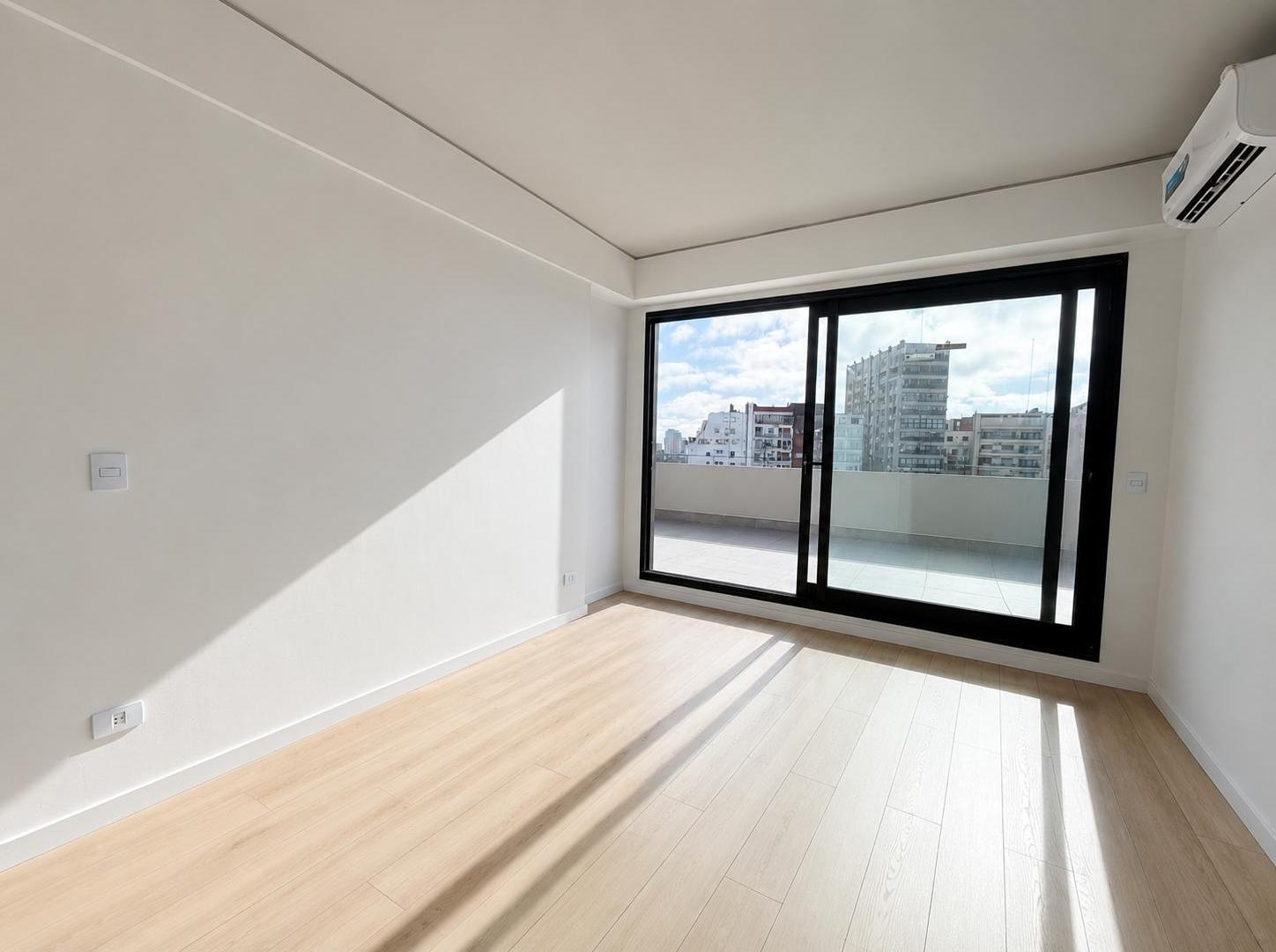 Foto de VENTA DEPARTAMENTO DOS AMBIENTES CON TERRAZA PRIVADA PISO ALTO EN, imagen 1
