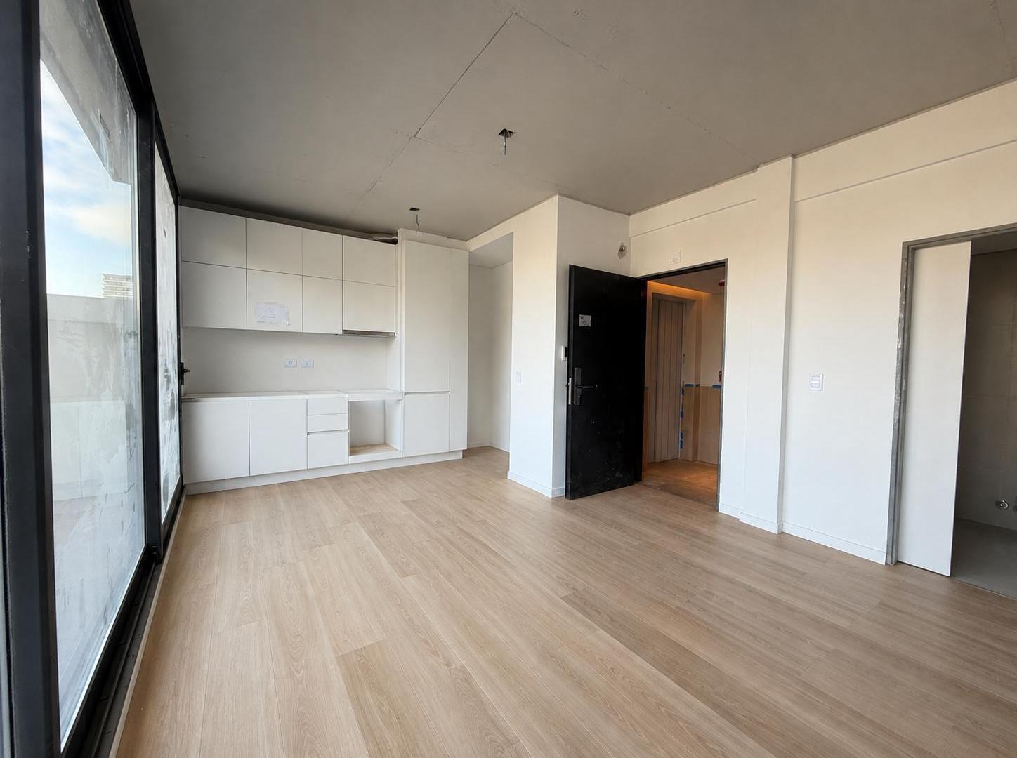 Foto de VENTA DEPARTAMENTO DOS AMBIENTES CON TERRAZA PRIVADA PISO ALTO EN, imagen 2