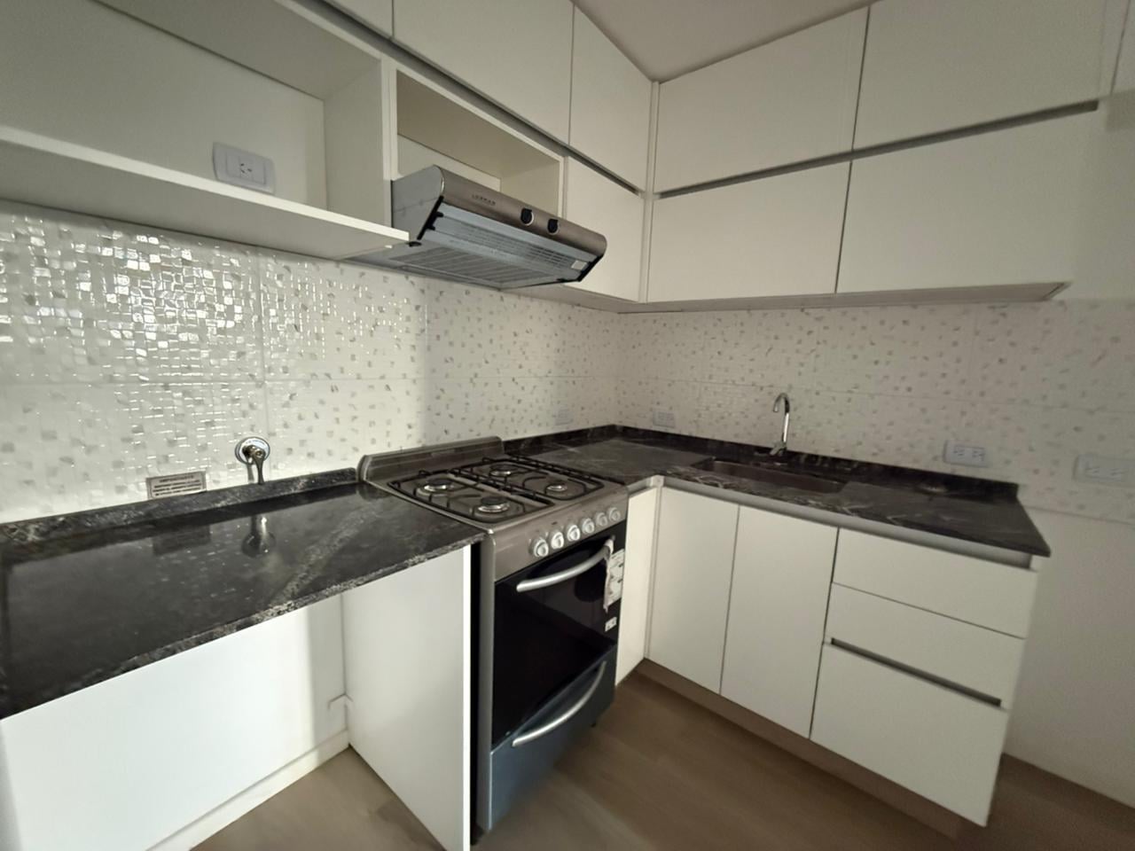Foto de ALQUILER DEPATAMENTO MONOAMBIENTE CON BALCON EN PALERMO, imagen 4