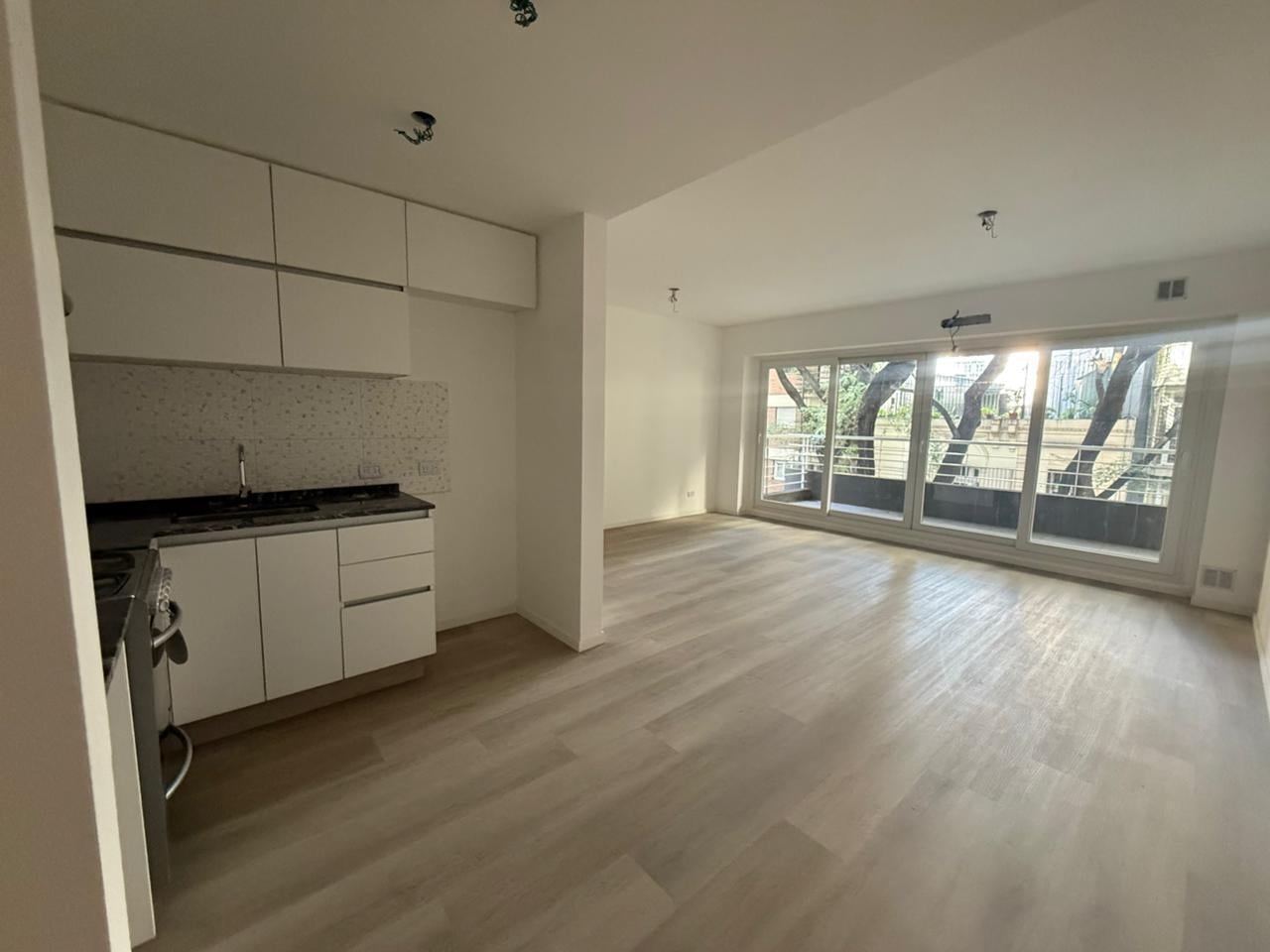Foto de ALQUILER DEPATAMENTO MONOAMBIENTE CON BALCON EN PALERMO, imagen 2