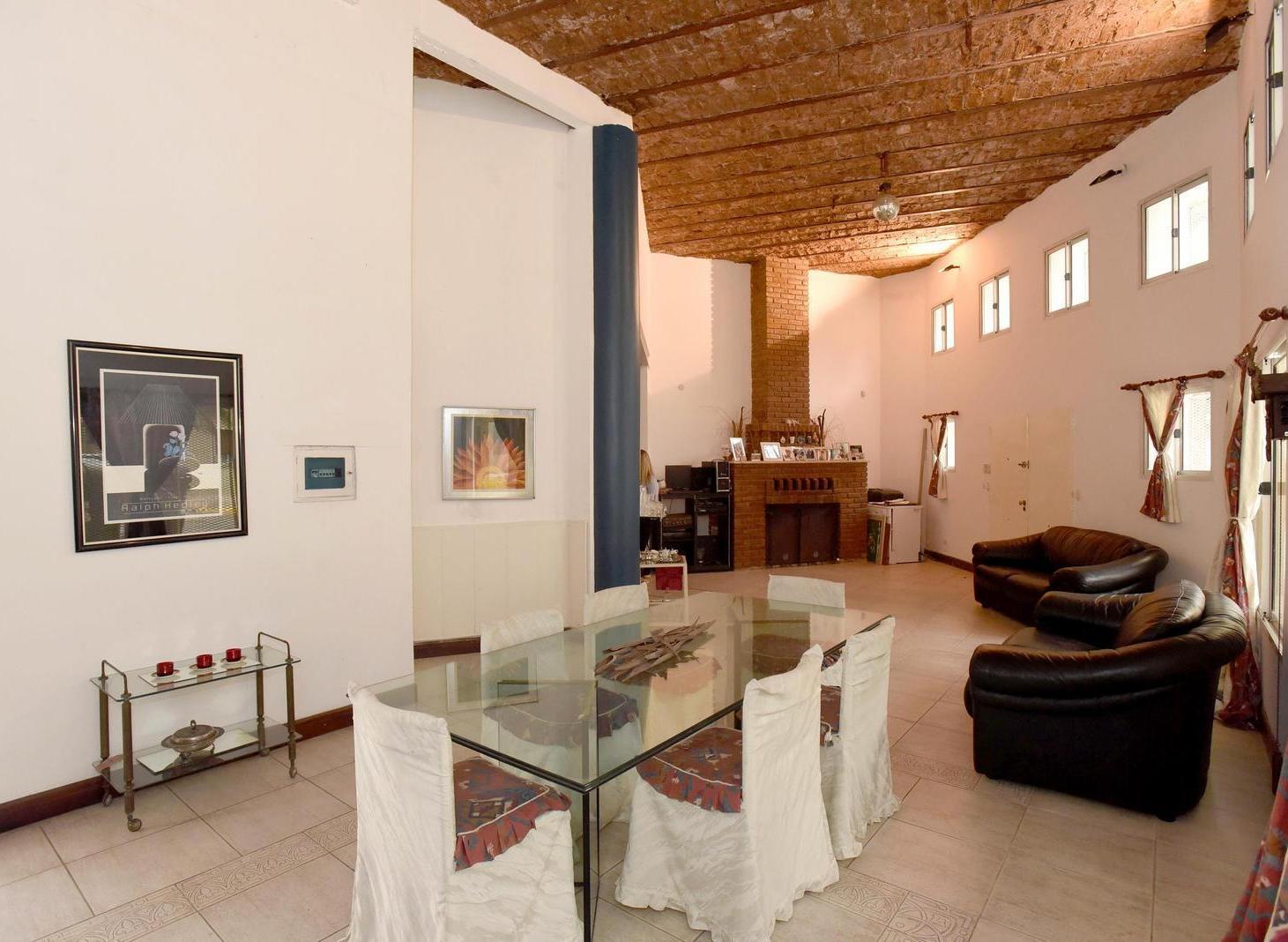 Foto de VENTA CASA 4 AMBIENTES CON PATIO Y TERRAZA EN FLORES APTO CREDITO, imagen 5