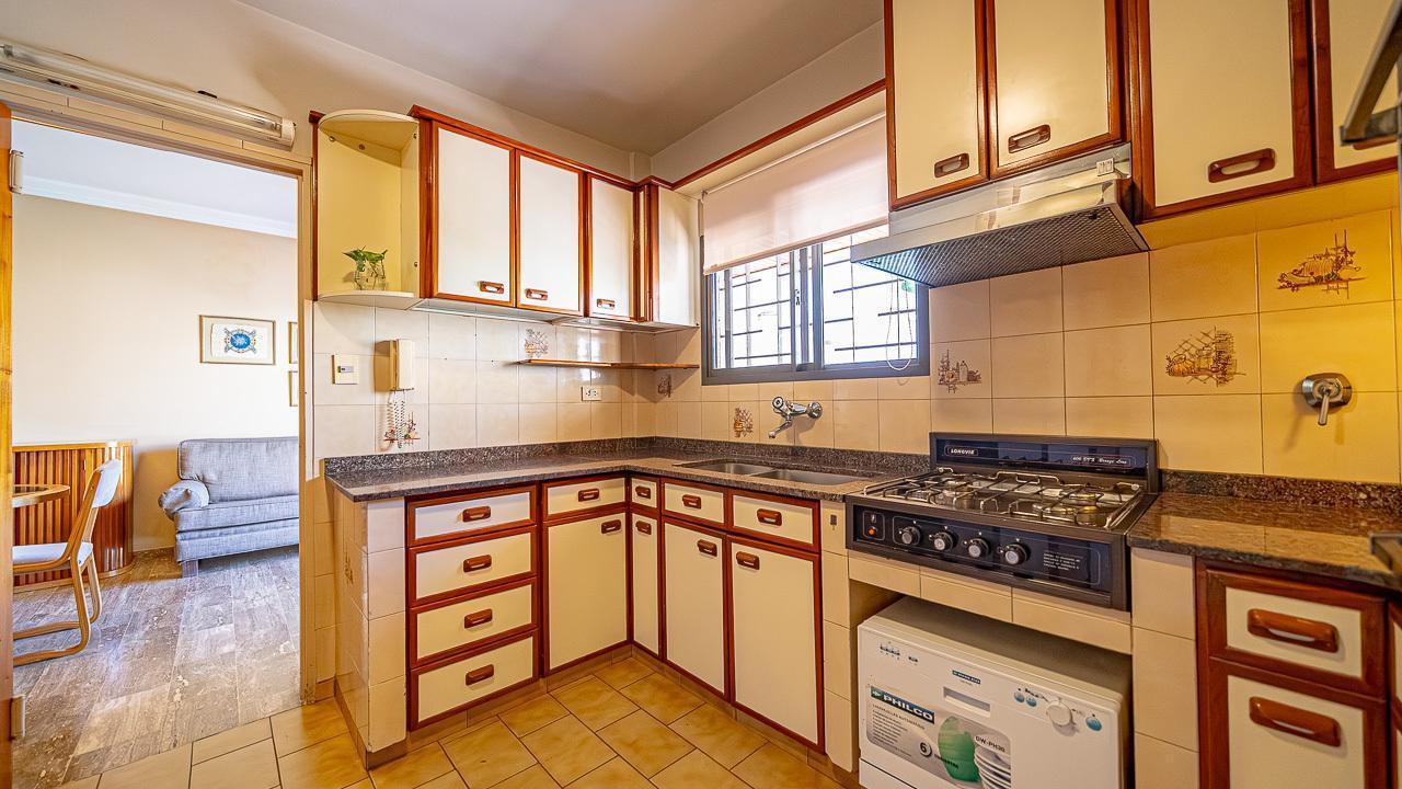 Foto de VENTA CASA 6 AMBIENTES EN RAMOS MEJIA APTO CREDITO, imagen 1