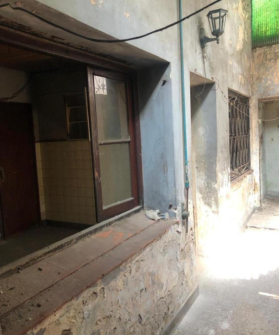 Foto de VENTA CASA A REFACCIONAR EN BARRACAS ANTICIPO + CUOTAS, imagen 3