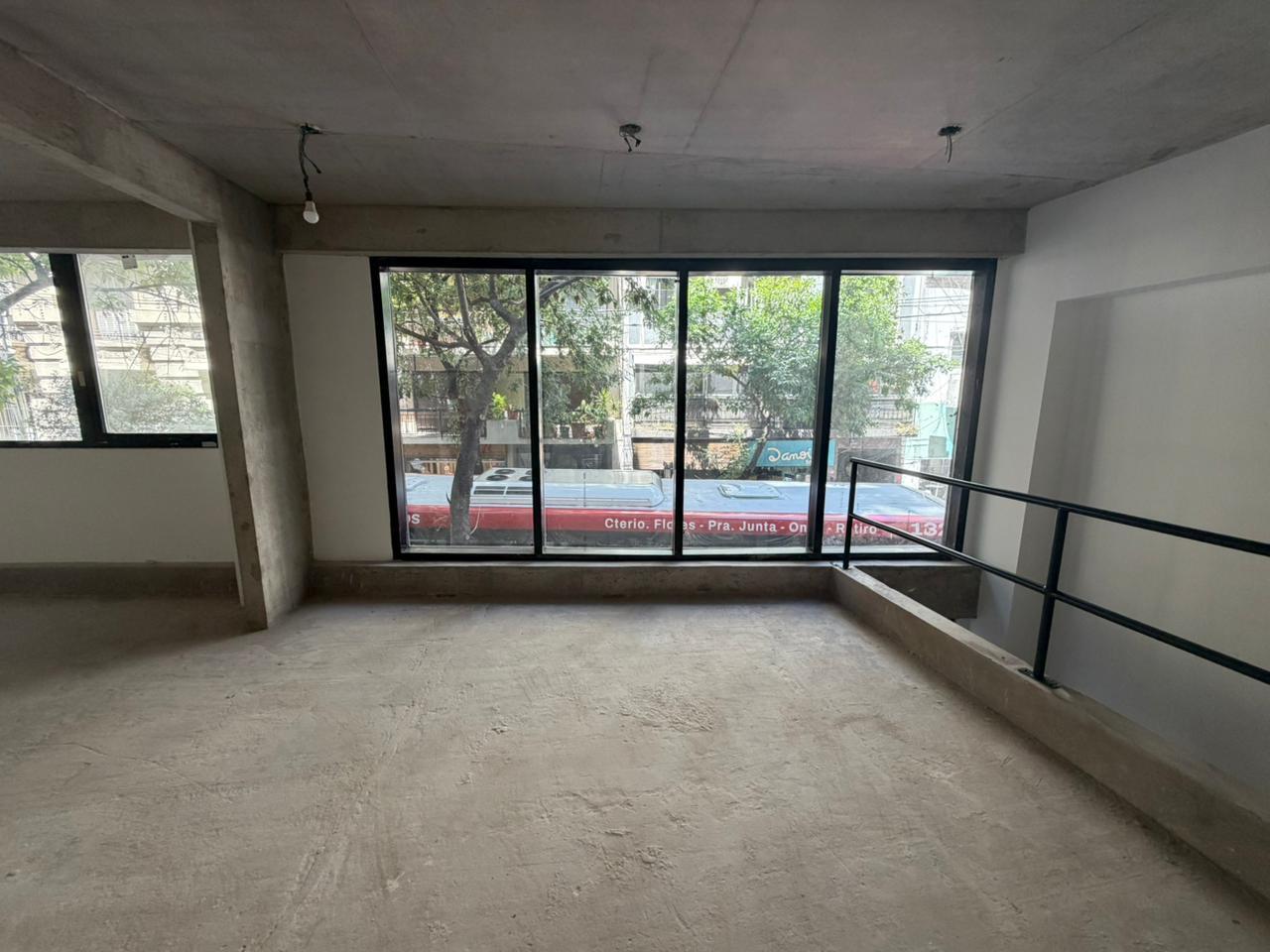 Foto de VENTA LOCAL RECOLETA A ESTRENAR, imagen 4