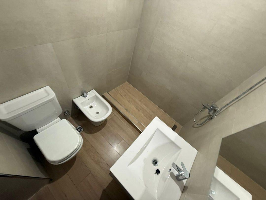 Foto de VENTA MONOAMBIENTE DIVISIBLE CON PATIO RECOLETA A ESTRENAR, imagen 5