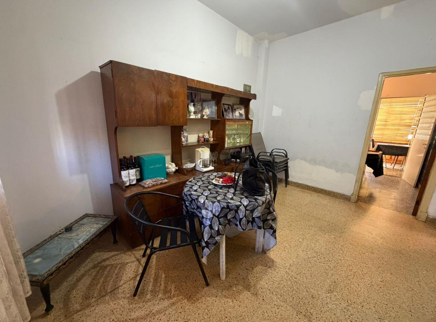 Foto de VENTA CASA 3 AMBIENTES CON PILETA EN RAMOS MEJIA, imagen 1