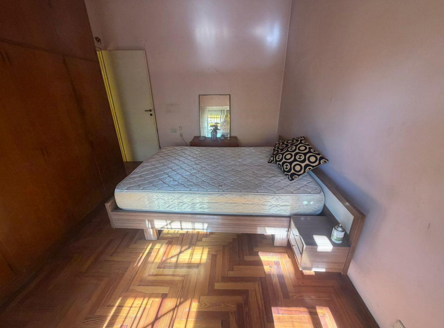 Foto de PH EN VENTA DE TRES AMBIENTES A REFACCIONAR EN CIUDADELA, imagen 3