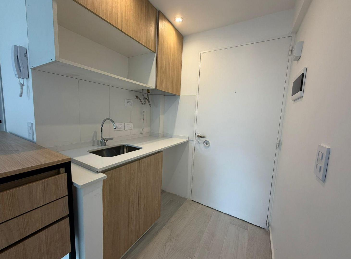 Foto de VENTA MONOAMBIENTE EN SAN NICOLÁS OPORTUNIDAD, imagen 2