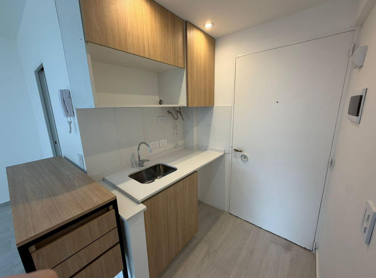 Foto de VENTA MONOAMBIENTE EN SAN NICOLÁS OPORTUNIDAD, imagen 3