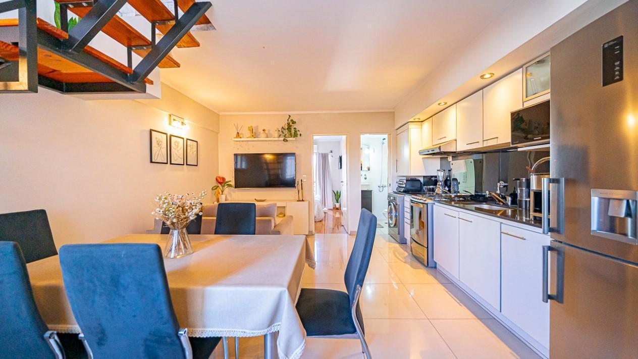 Foto de VENTA DEPARTAMENTO TRES AMBIENTES TERRAZA APTO CREDITO- CONSULTA PERMUTA, imagen 2